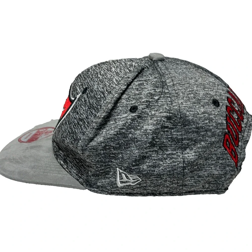 Tampa Bay Buccaneers‎ Hat Cap Snap Back Gray 9Fifty Adjustable Bucs NFL Adult